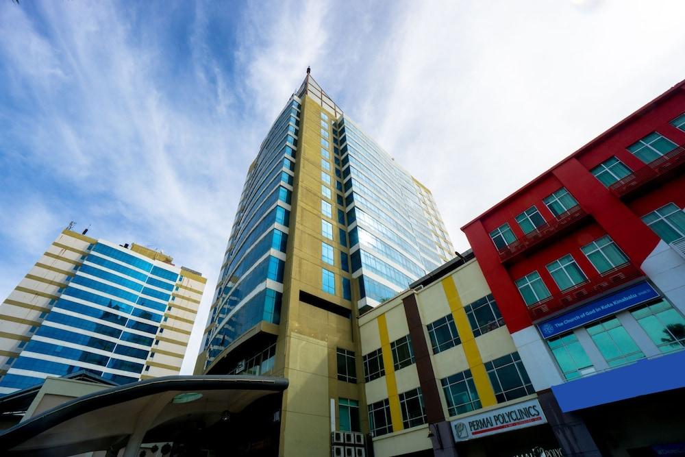 Grand Borneo Hotel Kota Kinabalu Zewnętrze zdjęcie
