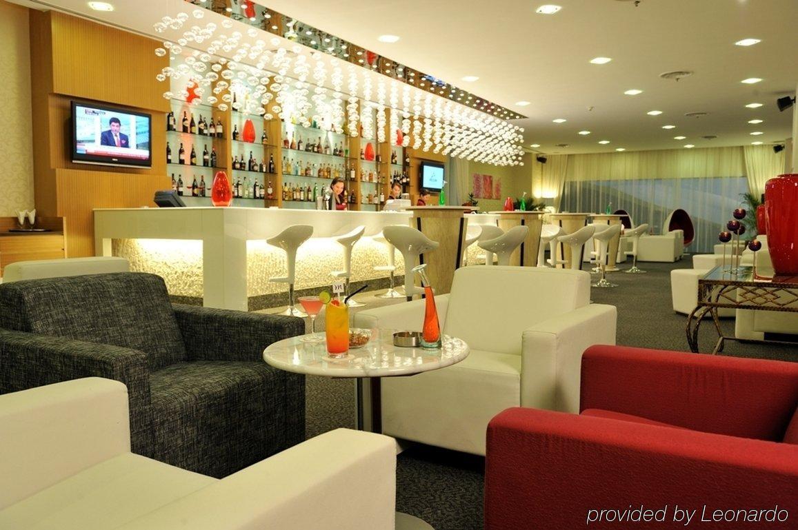 Grand Borneo Hotel Kota Kinabalu Zewnętrze zdjęcie