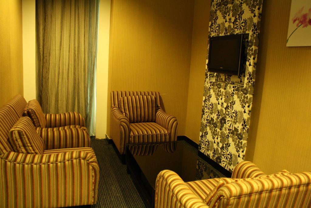 Grand Borneo Hotel Kota Kinabalu Zewnętrze zdjęcie
