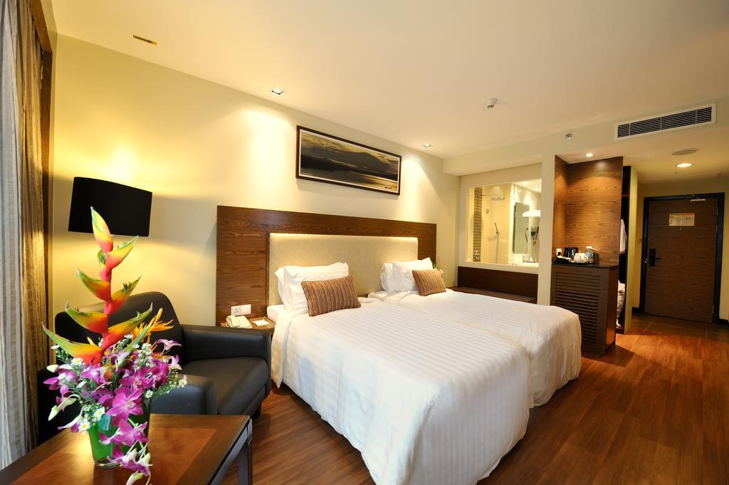 Grand Borneo Hotel Kota Kinabalu Zewnętrze zdjęcie