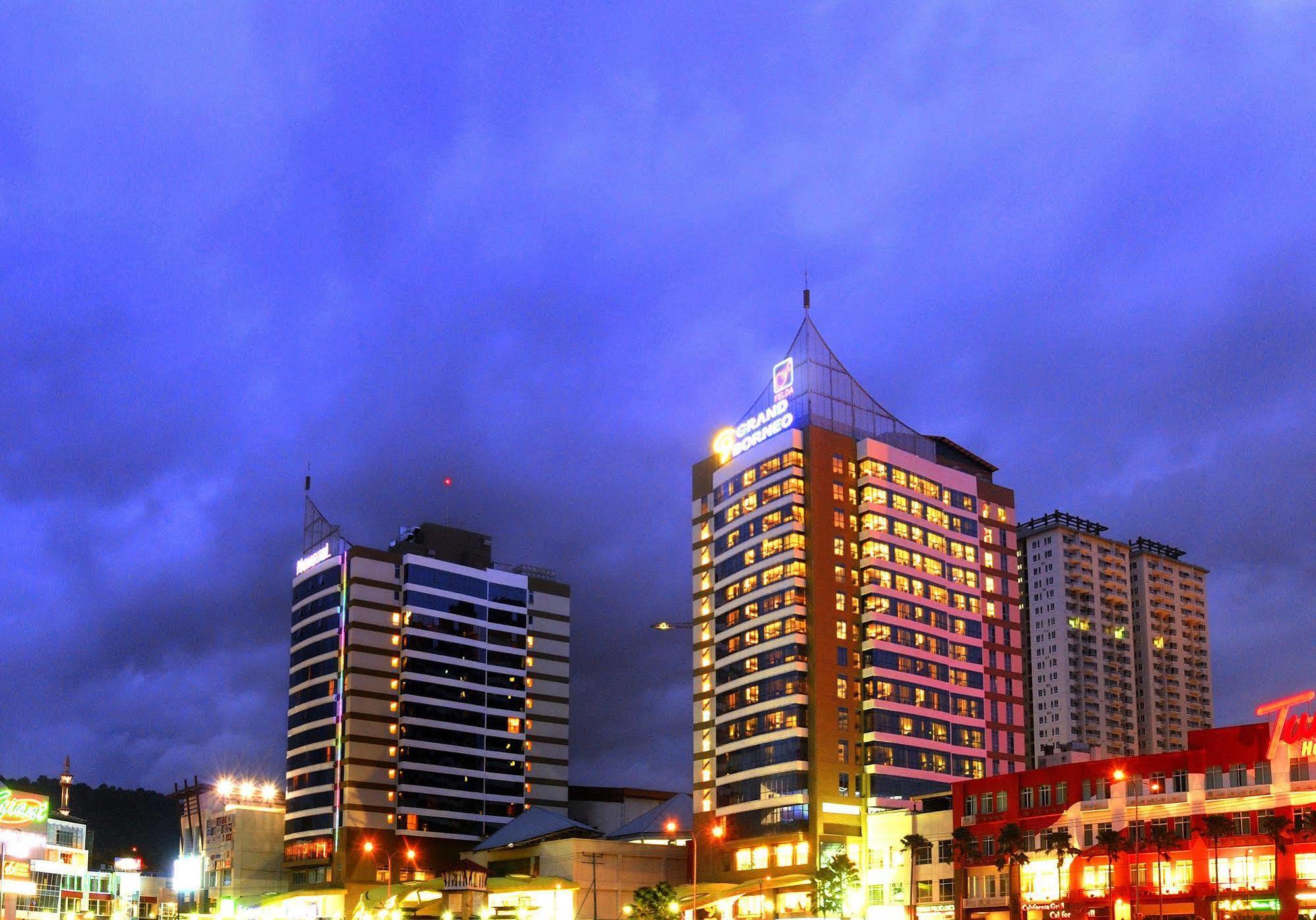 Grand Borneo Hotel Kota Kinabalu Zewnętrze zdjęcie