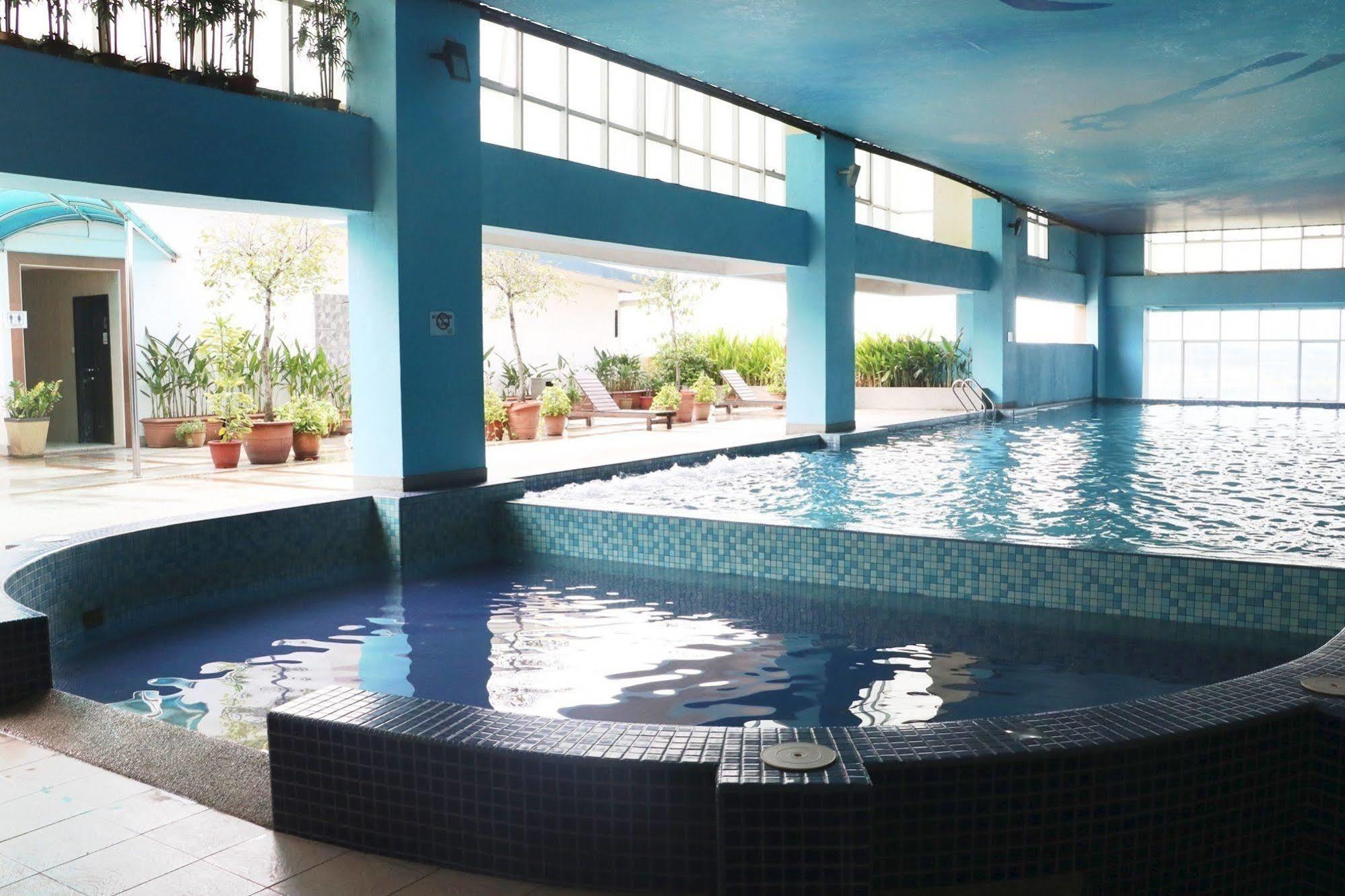 Grand Borneo Hotel Kota Kinabalu Zewnętrze zdjęcie