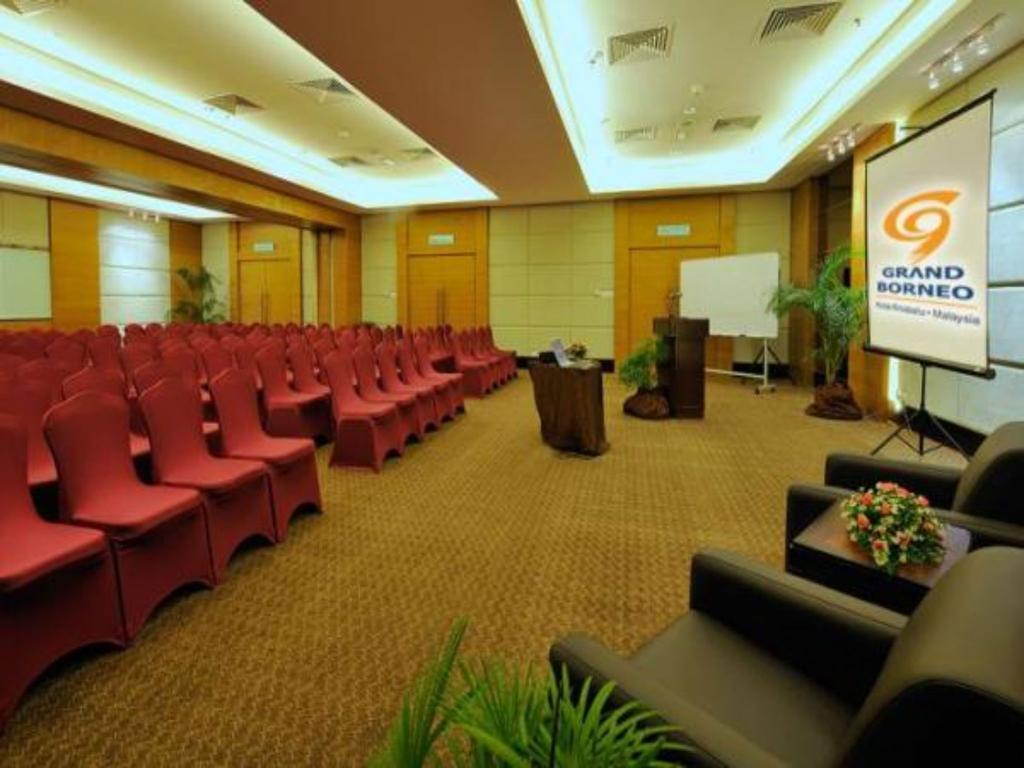 Grand Borneo Hotel Kota Kinabalu Zewnętrze zdjęcie